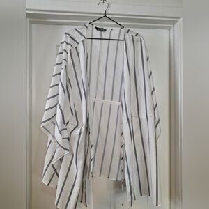 BloomChic White and Black Striped Blouse